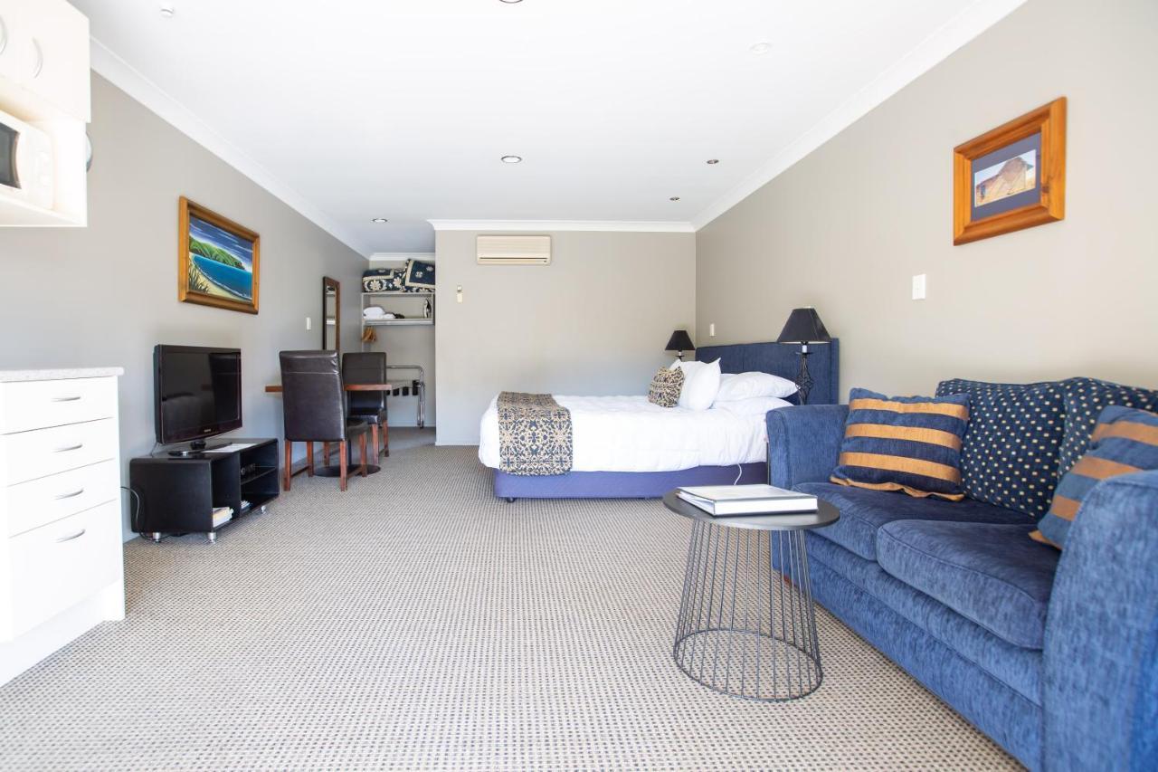 Murchison Motels 4*